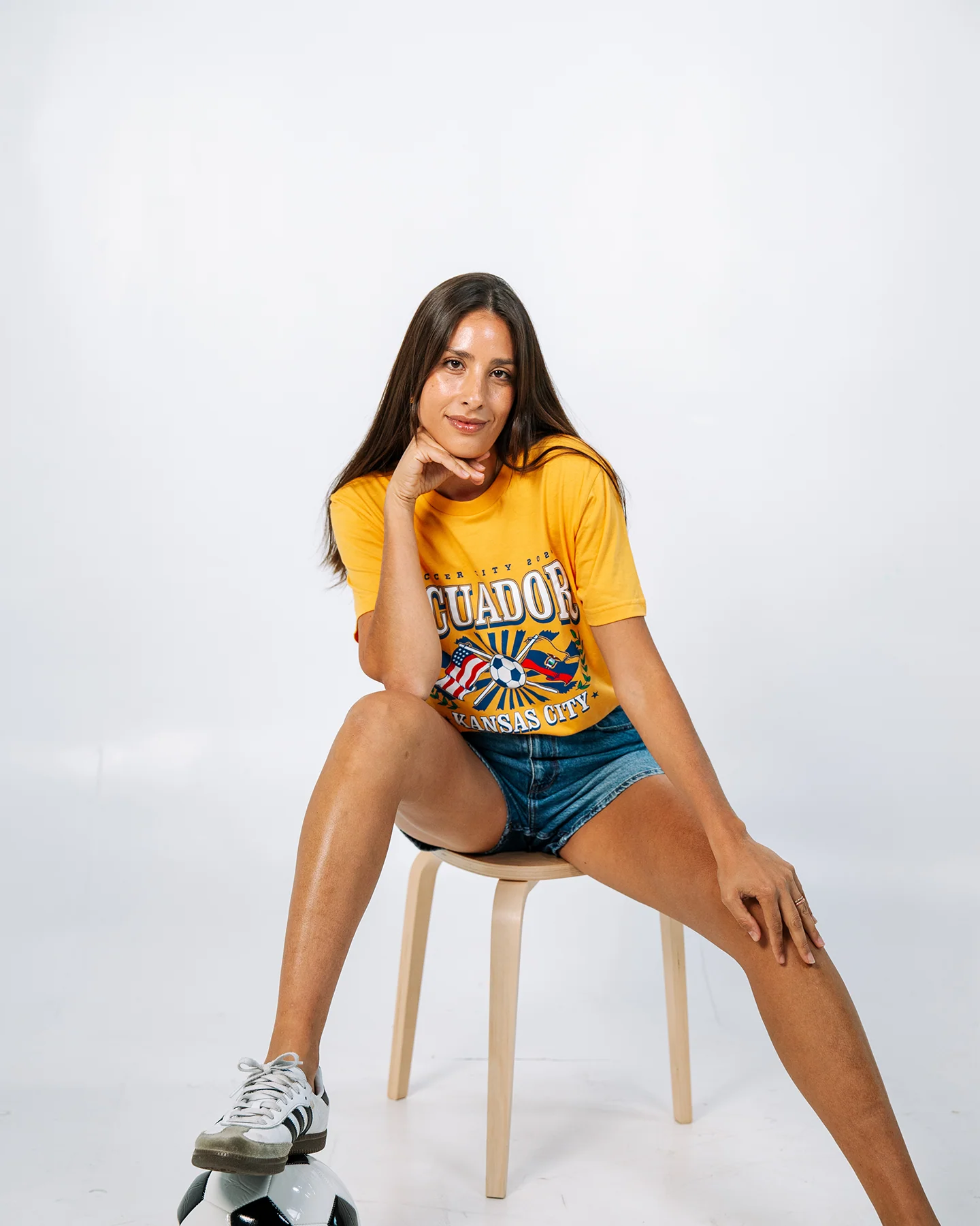 Ecuador Soccer City 2026 Gold T-Shirt - Image 2